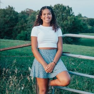 Meet your Posher, Amara